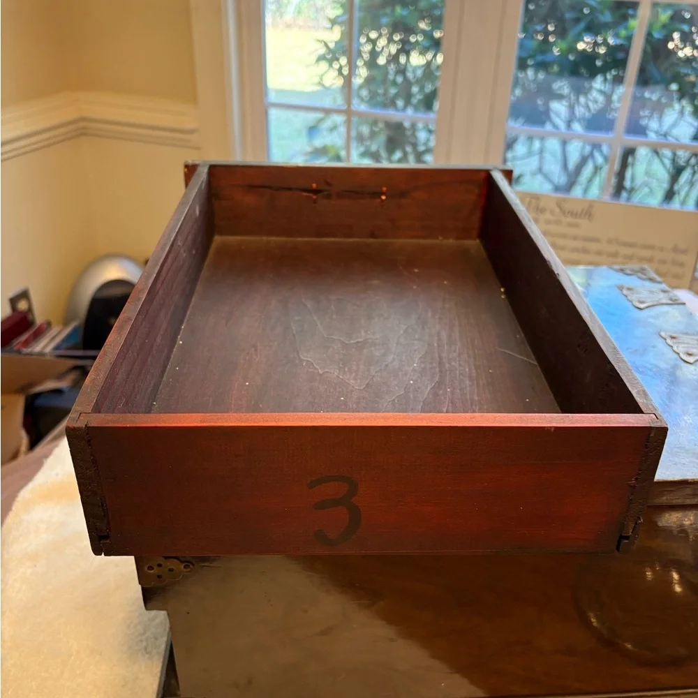 Asian Folding Vanity Mirror Box - Picture 10 of 11
